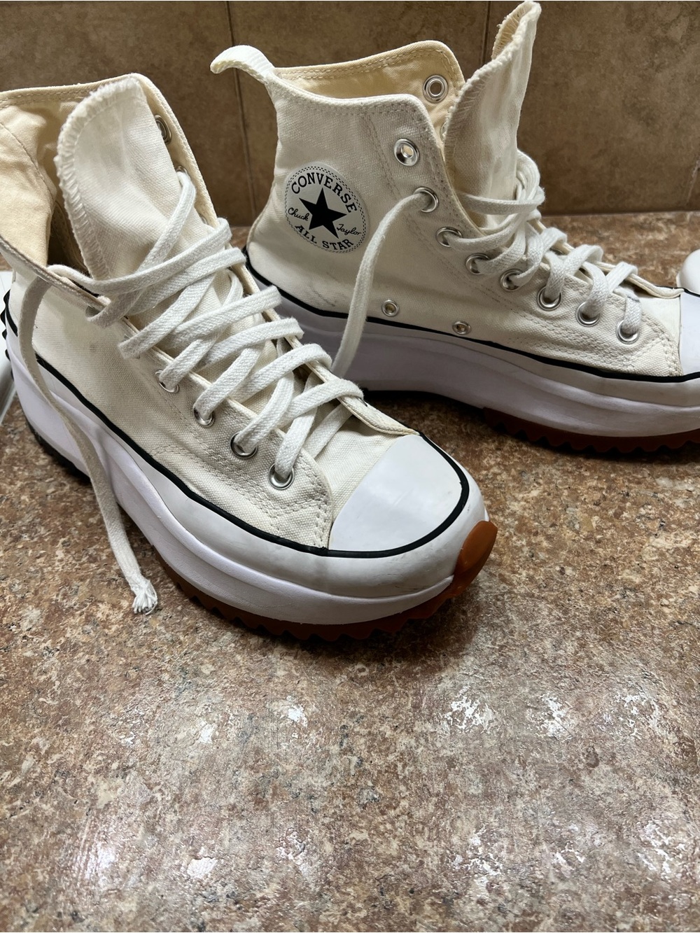Converse Run Star Hike Platform White High Tops